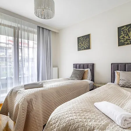 Apartament Leszczyńska, Powiśle