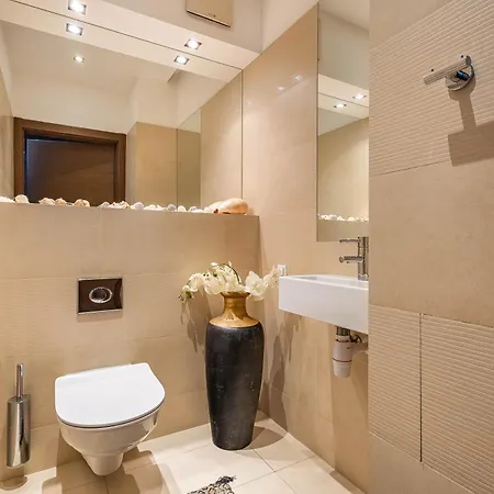 Leszczynska, Powisle * ワルシャワ