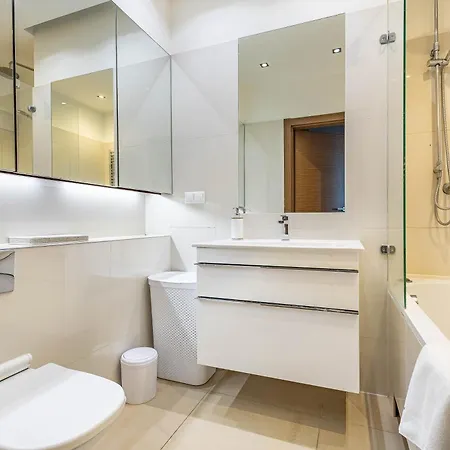 Leszczynska, Powisle * ワルシャワ